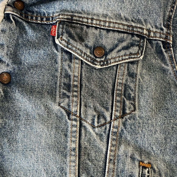 Levi’s Jean jacket M faux Shearling retro stone wash white Sherpa vintage vibes - Picture 5 of 8